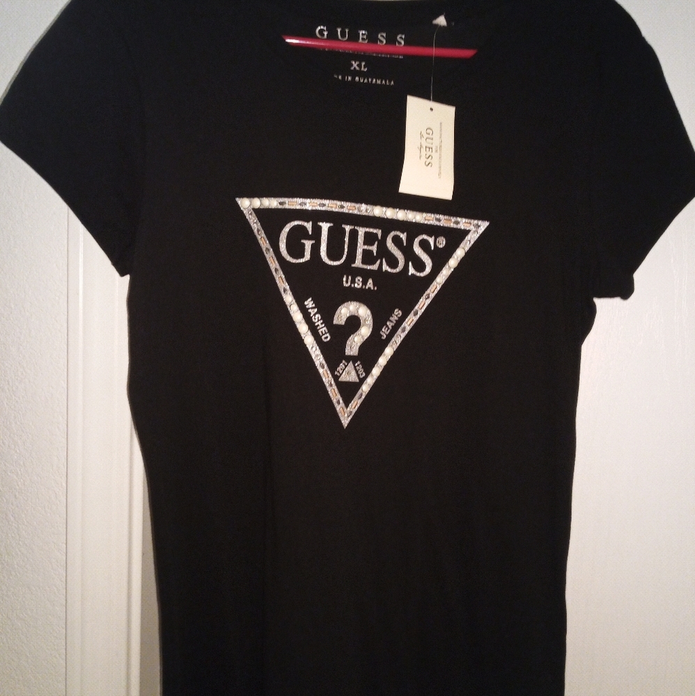 Guess Tshirt